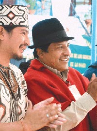 Foto: Leonidas Iza (CONAIE) y Sebastiao Haji (COICA). Diario El Hoy