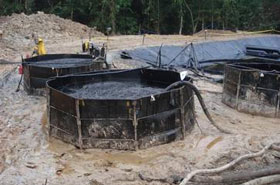 Recolecci�n de crudo derramado. Bloque 16