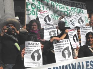 Grupo de apoyo ante la Defensoría del Pueblo (Foto de la CNDVS)