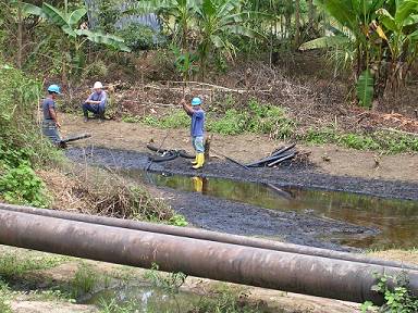 Foto: actividad petrolera en la Amazon&iacute;a